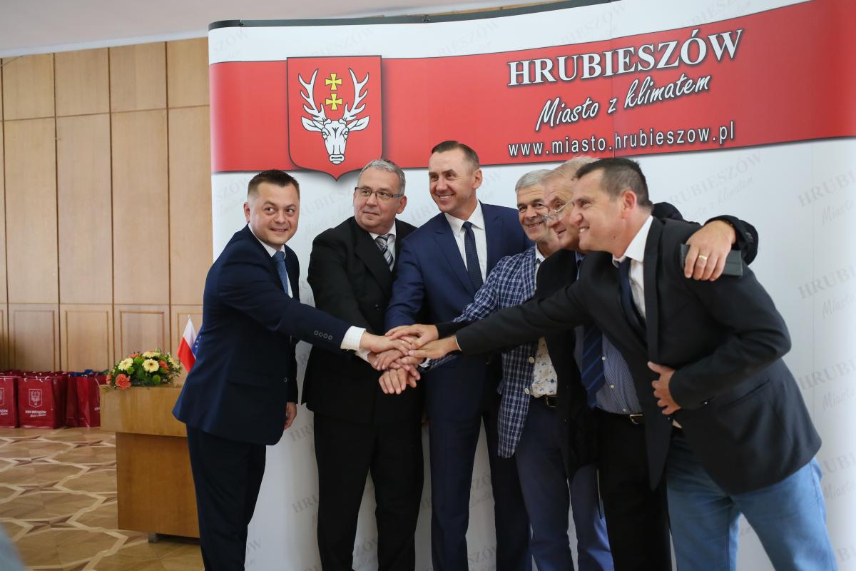 Hrubieszów miasta partnerskie
